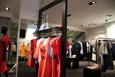 Retail Store Interior Design: Custom Ideas That Increase Customer Experience Retail Store Interior Design: Custom Ideas That Increase Customer Experience