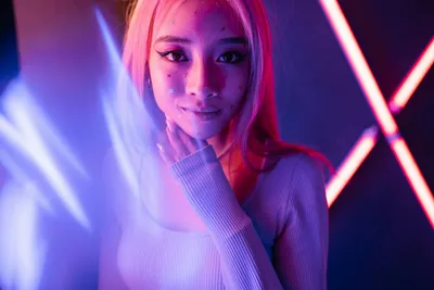 Neon Light Portraits: Creative Setups, Camera Tips, And iPhone Tricks Neon Light Portraits: Creative Setups, Camera Tips, And iPhone Tricks