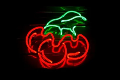 Neon Sign Cut To Shape Vs Cut To Letter: Which Backing Style Should You Choose?