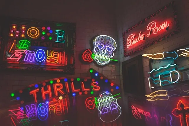 How To Start A Neon Sign Business? (Step-By-Step Process, Costing, And Marketing Tips) How To Start A Neon Sign Business? (Step-By-Step Process, Costing, And Marketing Tips)