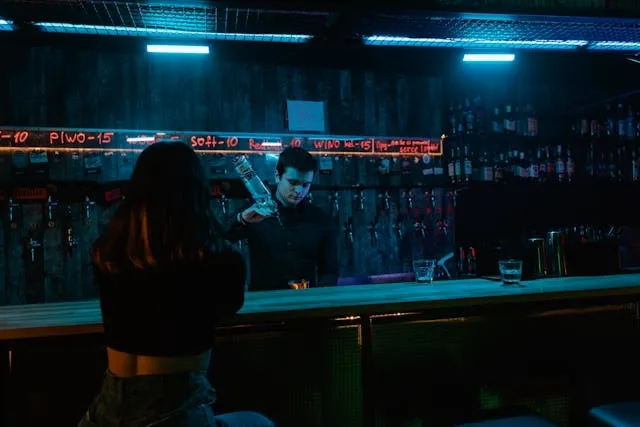 Bar Lighting Ideas: Modern Ideas, Stylish Fixtures, And Commercial Setups Bar Lighting Ideas: Modern Ideas, Stylish Fixtures, And Commercial Setups