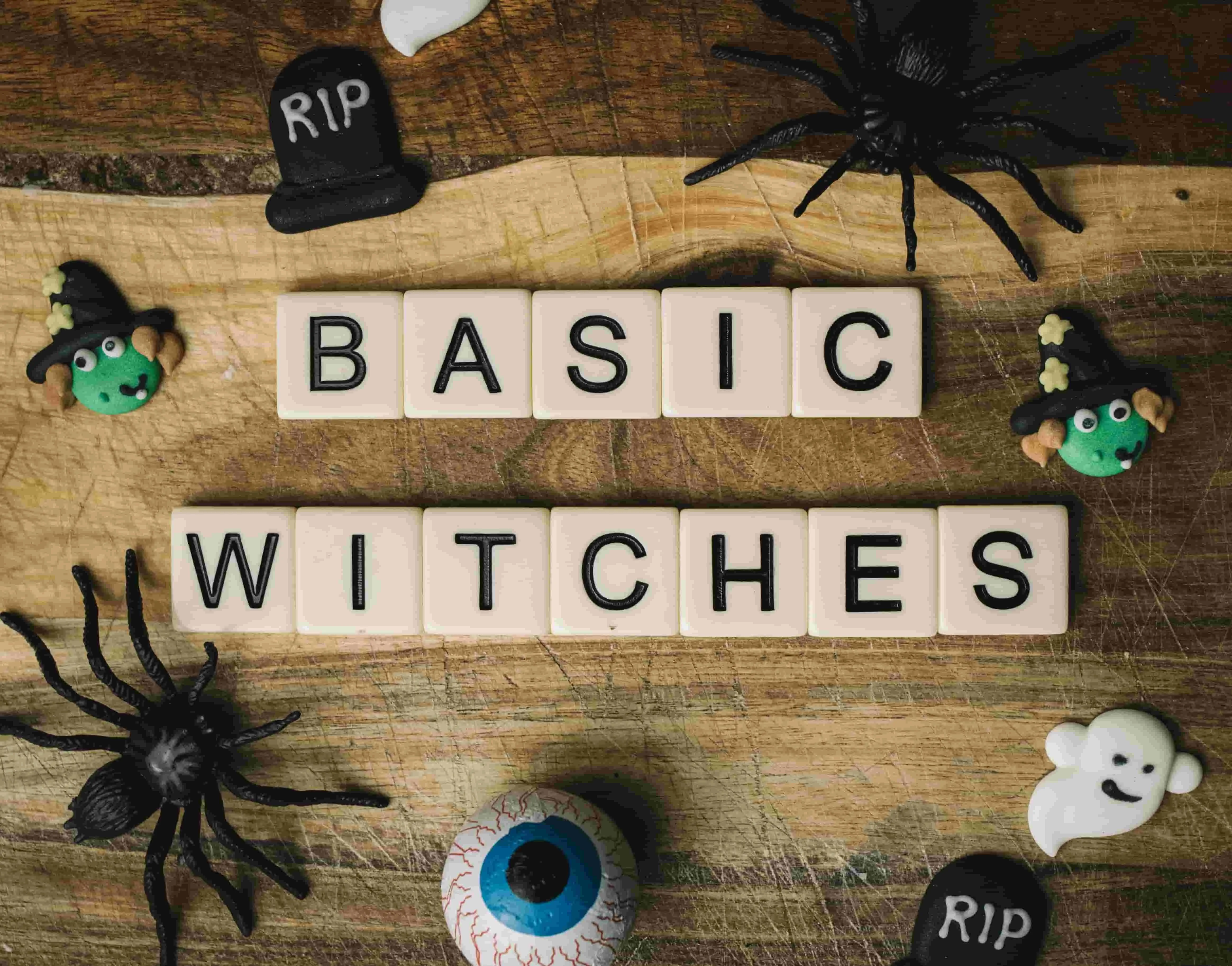 Funny Halloween Signs: Cute, Hilarious, Spooky, And Clever Ideas