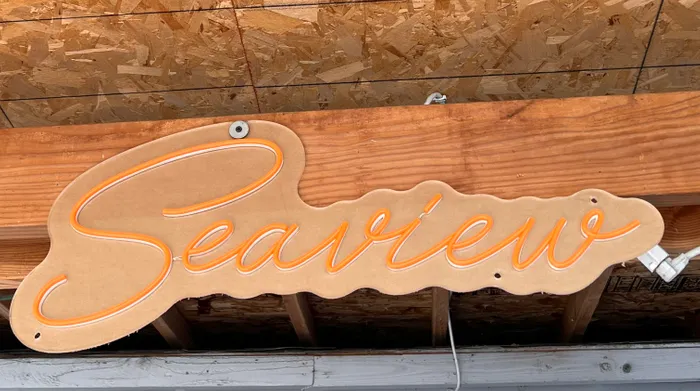 NeonSignsNow.Com - Custom Neon Sign