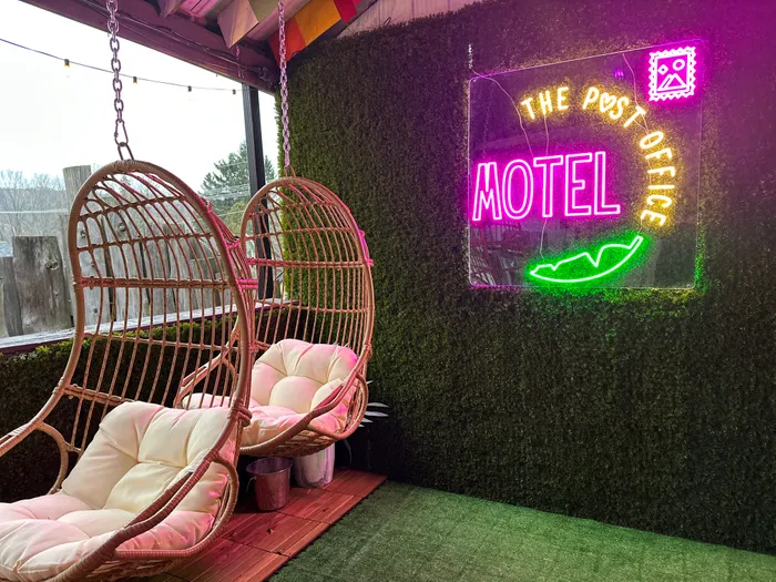 NeonSignsNow.Com - Artwork Neon Sign