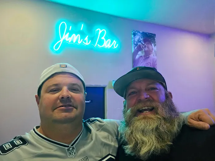 NeonSignsNow.Com - Custom Neon Sign