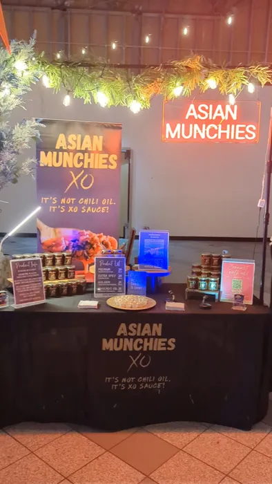 NeonSignsNow.Com - Custom Neon Sign