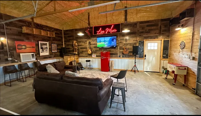 NeonSignsNow.Com - Custom Neon Sign