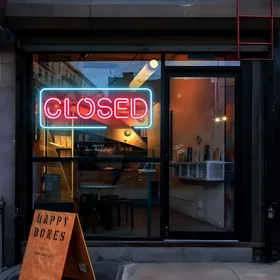 Custom ‘Closed’ Neon Sign